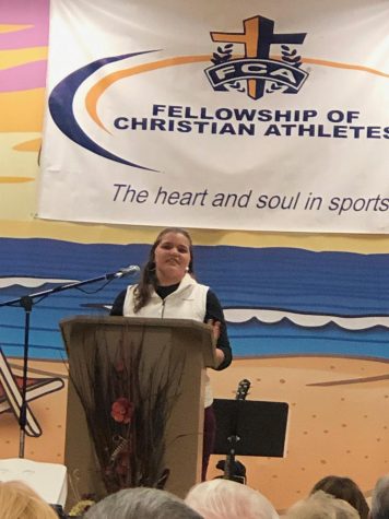 Jordan Morris Speaks at FCA Banquet